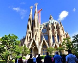 Bewonder de architectuur van de Sagrada Família