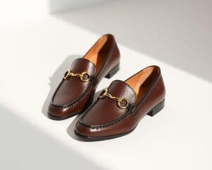 Gucci loafers: Tijdloze schoenen met een moderne twist